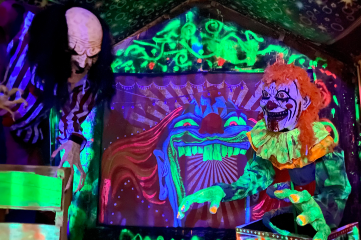 outdoor haunted house